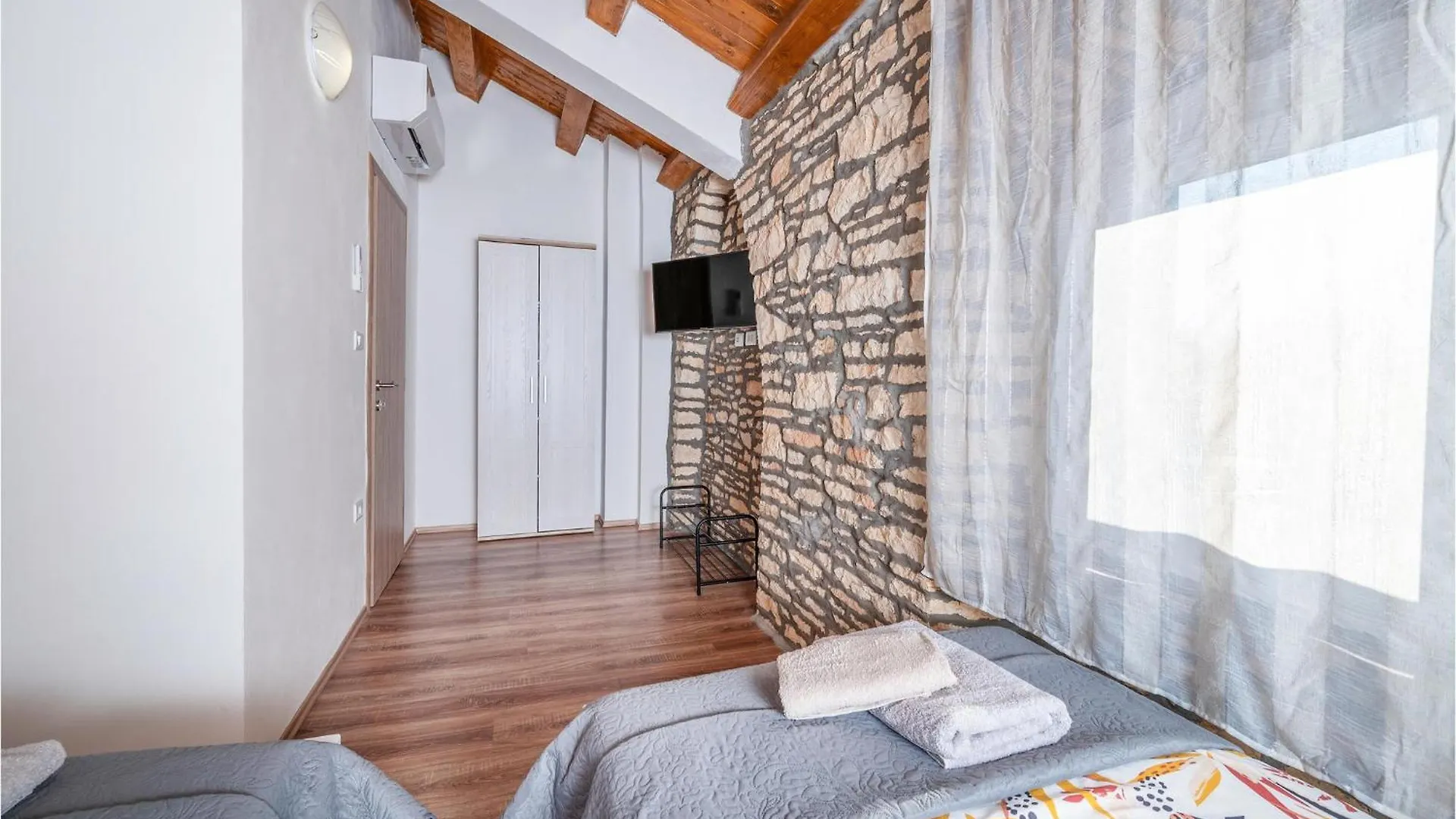 3 Bedroom Stunning Home In Brscici Bicici 0*,  克罗地亚
