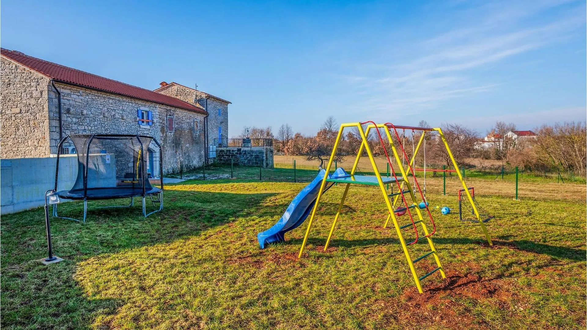 3 Bedroom Stunning Home In Brscici Bicici 克罗地亚